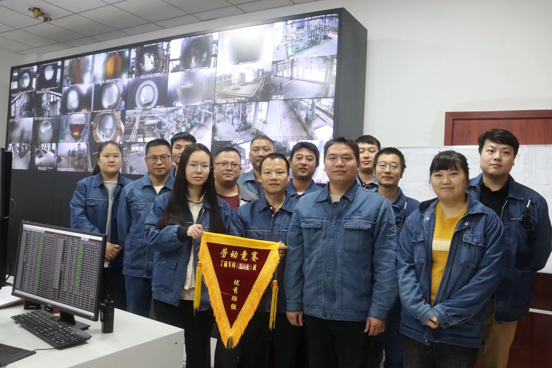 創(chuàng)新融合制方略，比學趕超奮爭先——尊龍凱時-人生就是搏貴溪公司開展“奮戰(zhàn)四季度 超產(chǎn)4000噸”勞動競賽